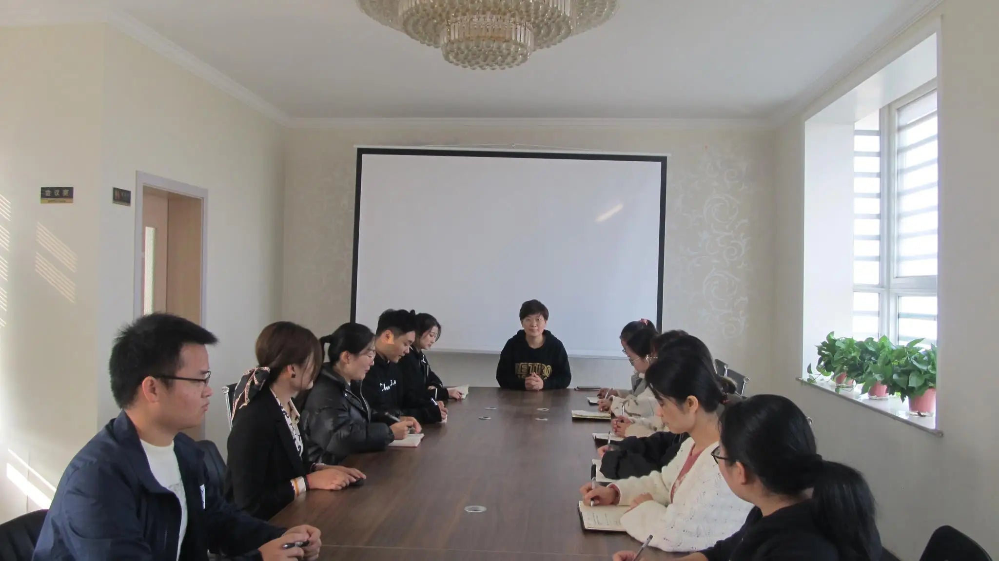 Semi Automatic Candle Wax Filling Machine for Soy/Paraffin/Gel/Bee/Hair/Sugar Wax Packaging Glass Candle Making Yide Machinery