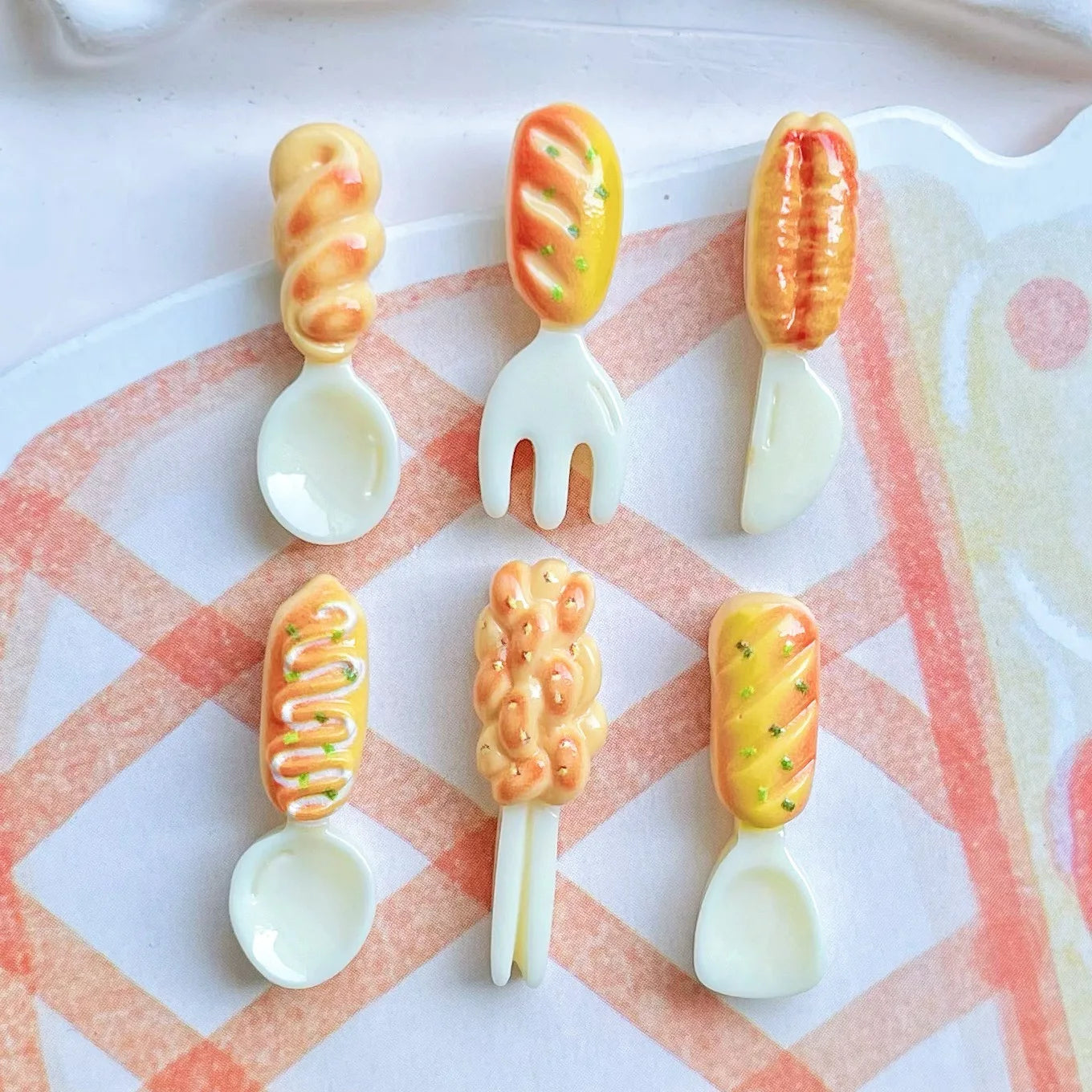 100Pcs Resin Mini Bread Fork Spoon Tableware Flat Back Cabochon Scrapbook Crafts DIY Embellishments Jewelry Making Accessories