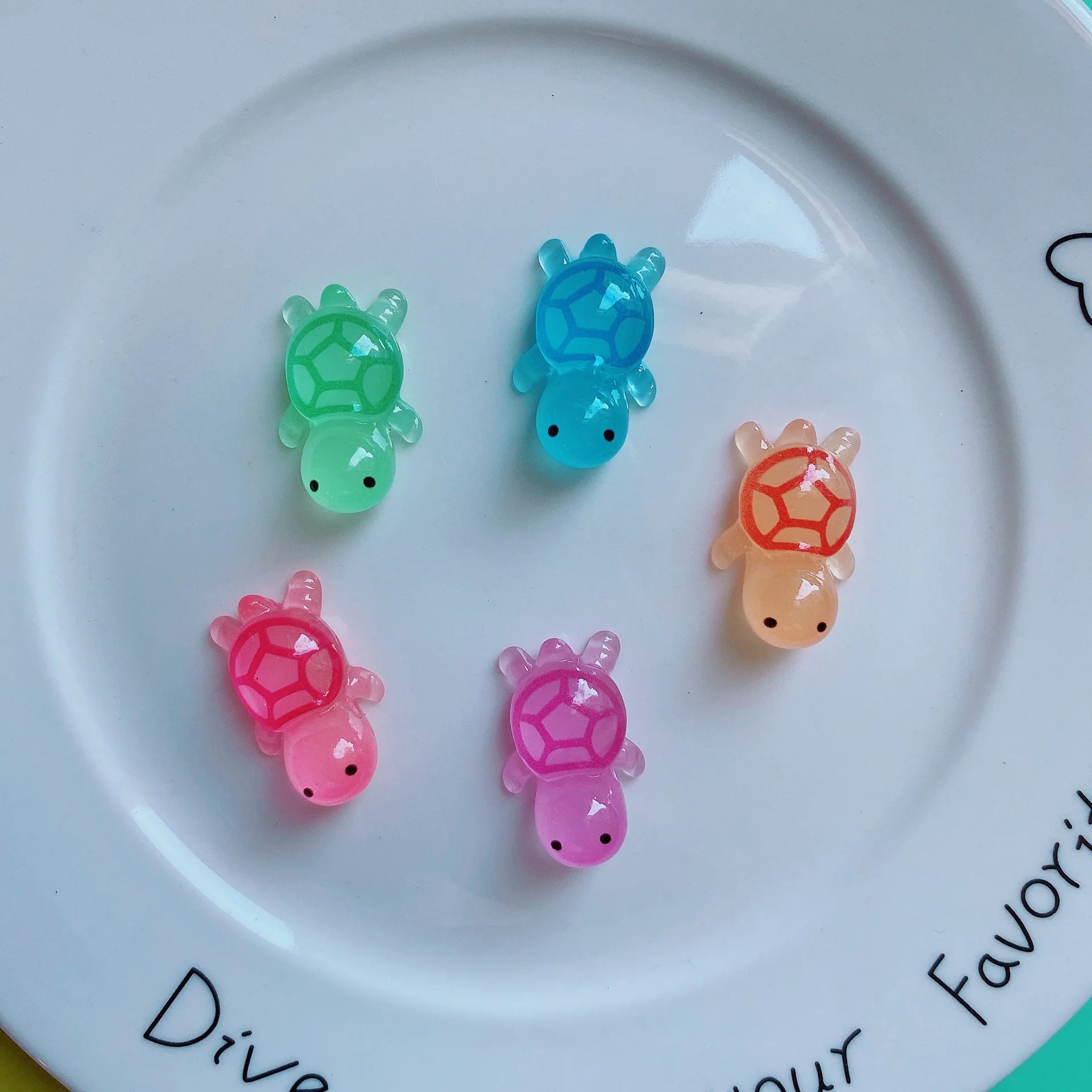 100pcs Mini Colorful Luminous Turtle Flatback Resin Cabochon Nails Manicure Decoration DIY Scrapbook Craft Charms Accessories