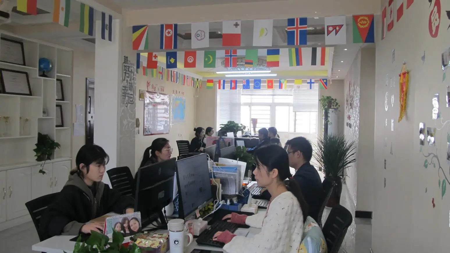 Semi Automatic Candle Wax Filling Machine for Soy/Paraffin/Gel/Bee/Hair/Sugar Wax Packaging Glass Candle Making Yide Machinery