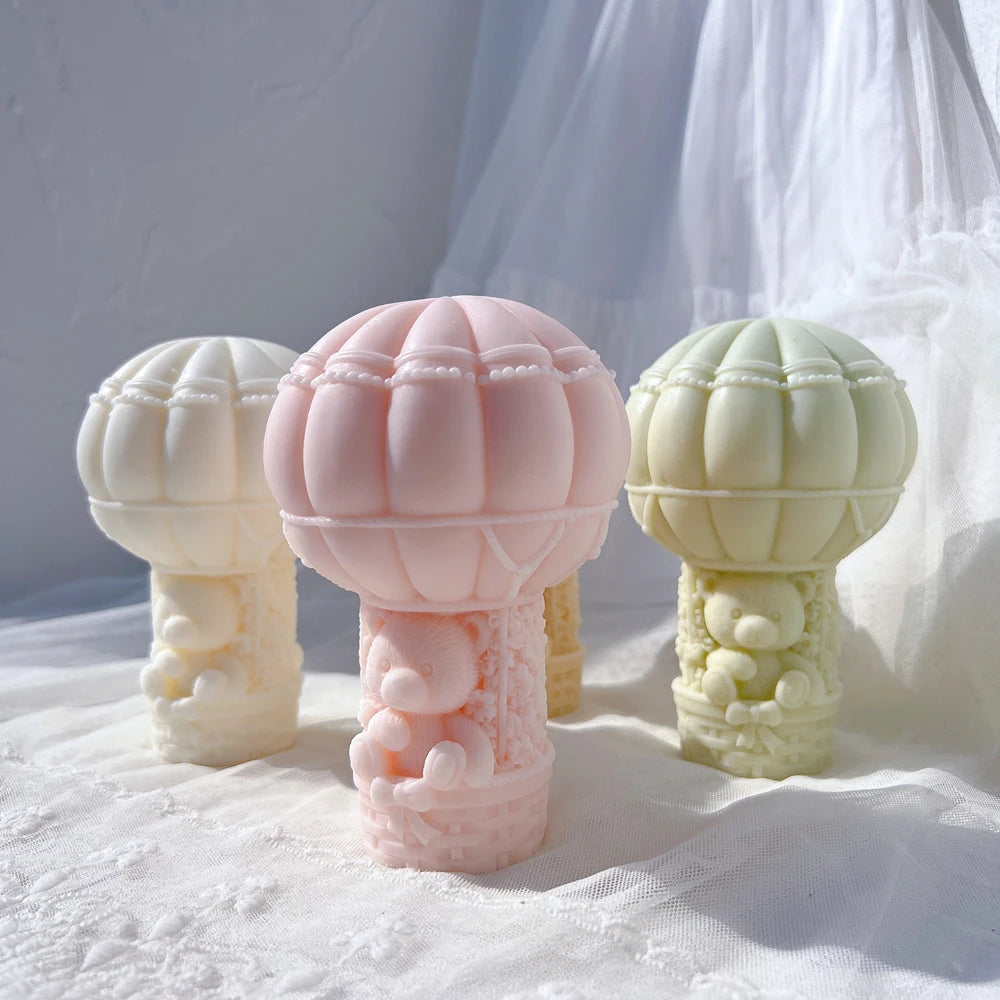 Teddy Bear in a Balloon Candle Mold Valentine's Day Gift Idea Sitting Bear Hot Air Balloon Silicone Mold Home Decor Wedding Gift