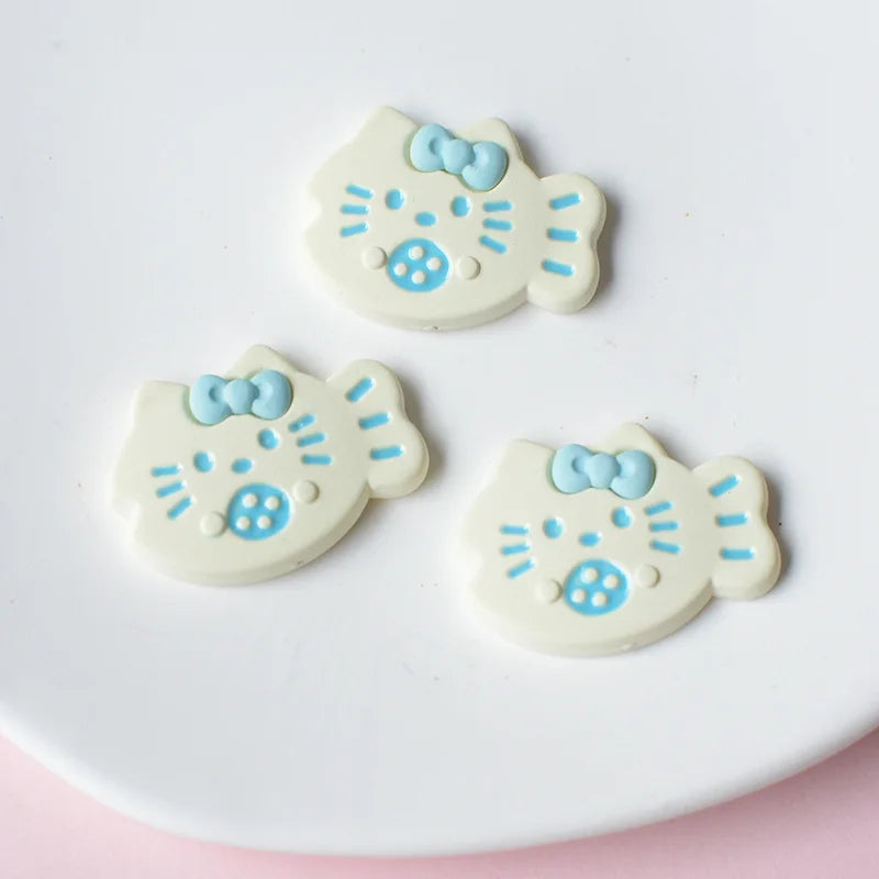 100pcs Flatback Resin Colorful Cat Fish Cabochon Crafts Fit Phone Deco Parts DIY Jewelry Accessories Scrapbook Embellishment