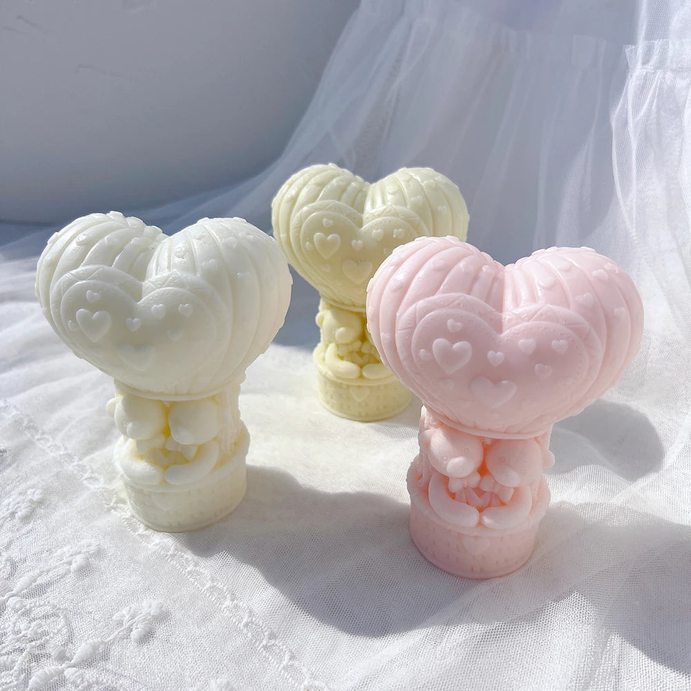 Teddy Bear in Heart Balloon Candle Mold Valentine's Day Gift Sitting Bear Hot Air Balloon Silicone Mold Home Decor Wedding Gift