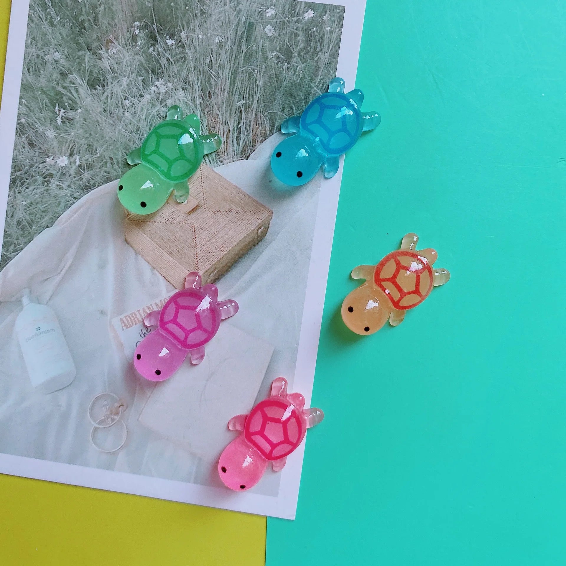 100pcs Mini Colorful Luminous Turtle Flatback Resin Cabochon Nails Manicure Decoration DIY Scrapbook Craft Charms Accessories