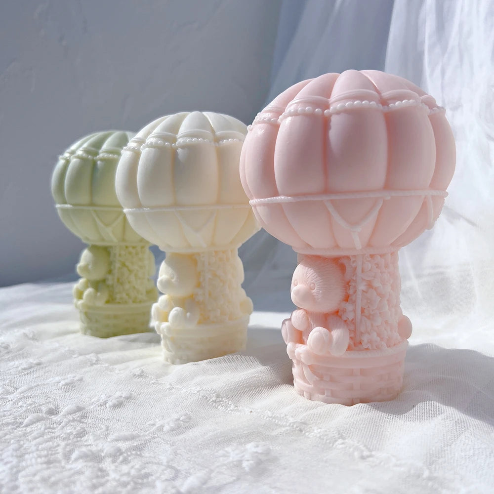Teddy Bear in a Balloon Candle Mold Valentine's Day Gift Idea Sitting Bear Hot Air Balloon Silicone Mold Home Decor Wedding Gift
