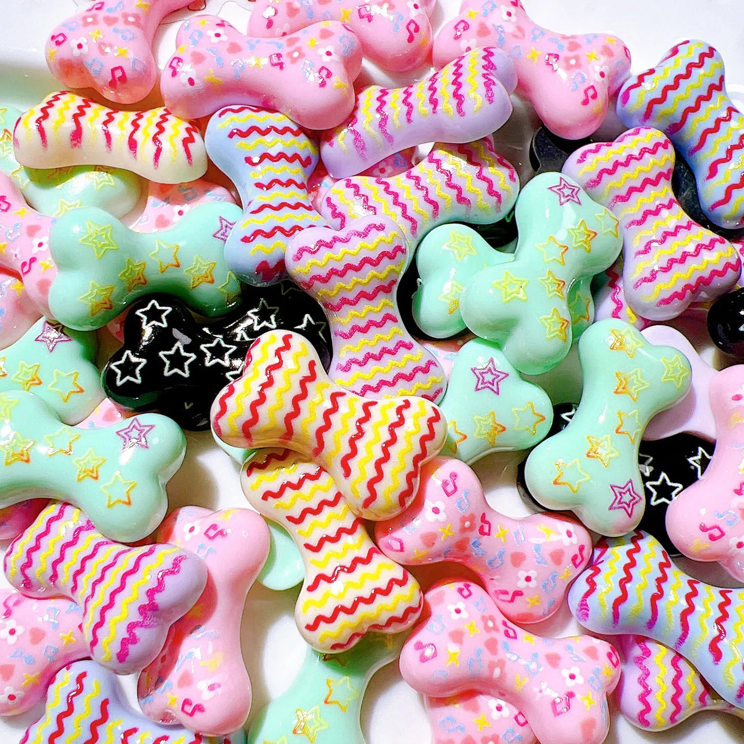 100Pcs Kawaii Resin Colorful Bone Flatback Cabochons Scrapbook Crafts DIY Jewelry Making Dollhouse Accessories Phone Decor