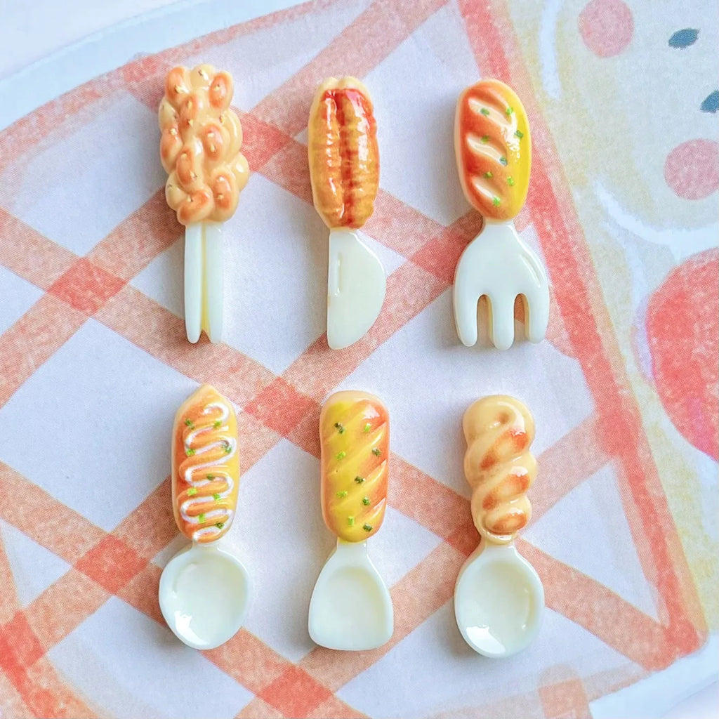 100Pcs Resin Mini Bread Fork Spoon Tableware Flat Back Cabochon Scrapbook Crafts DIY Embellishments Jewelry Making Accessories