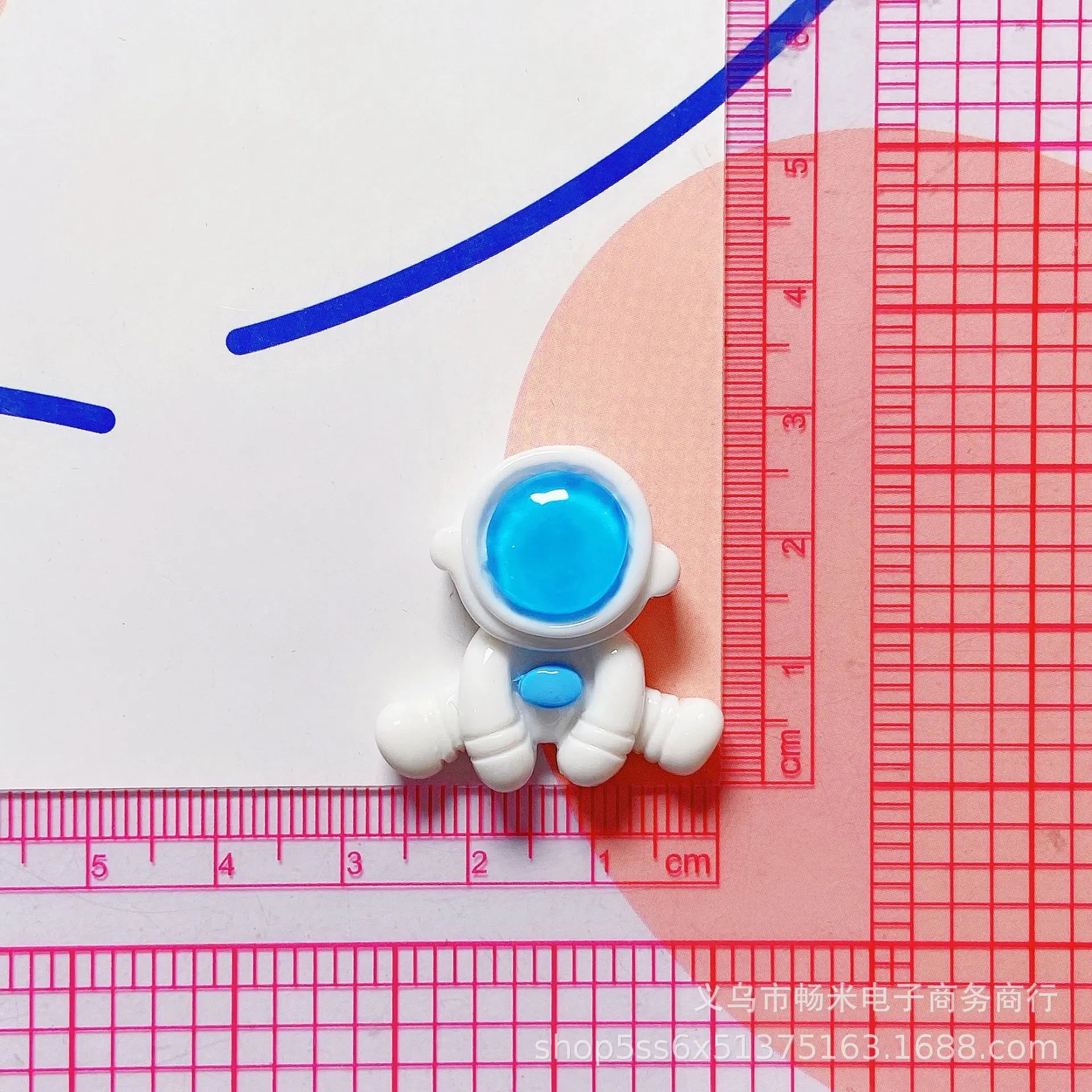 100Pcs Shiny Cartoon Astronaut Flatback Resin Spaceman Cabochons Scrapbook Crafts DIY Jewelry Decor Making Accessories