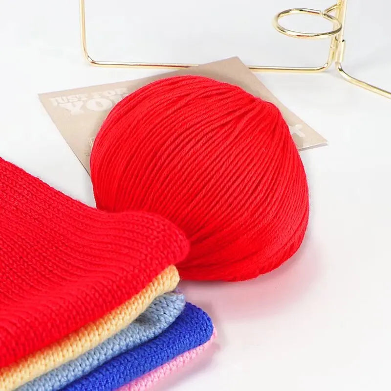 200g 6 Strands of Medium Thick Handmade DIY Knitted Soft Yarn Balls for Making Sweaters, Hats, Scarves, Gloves, Yarn Shoes, Soft Yarn Balls, 1 Piece = 4 Balls = 200 Grams