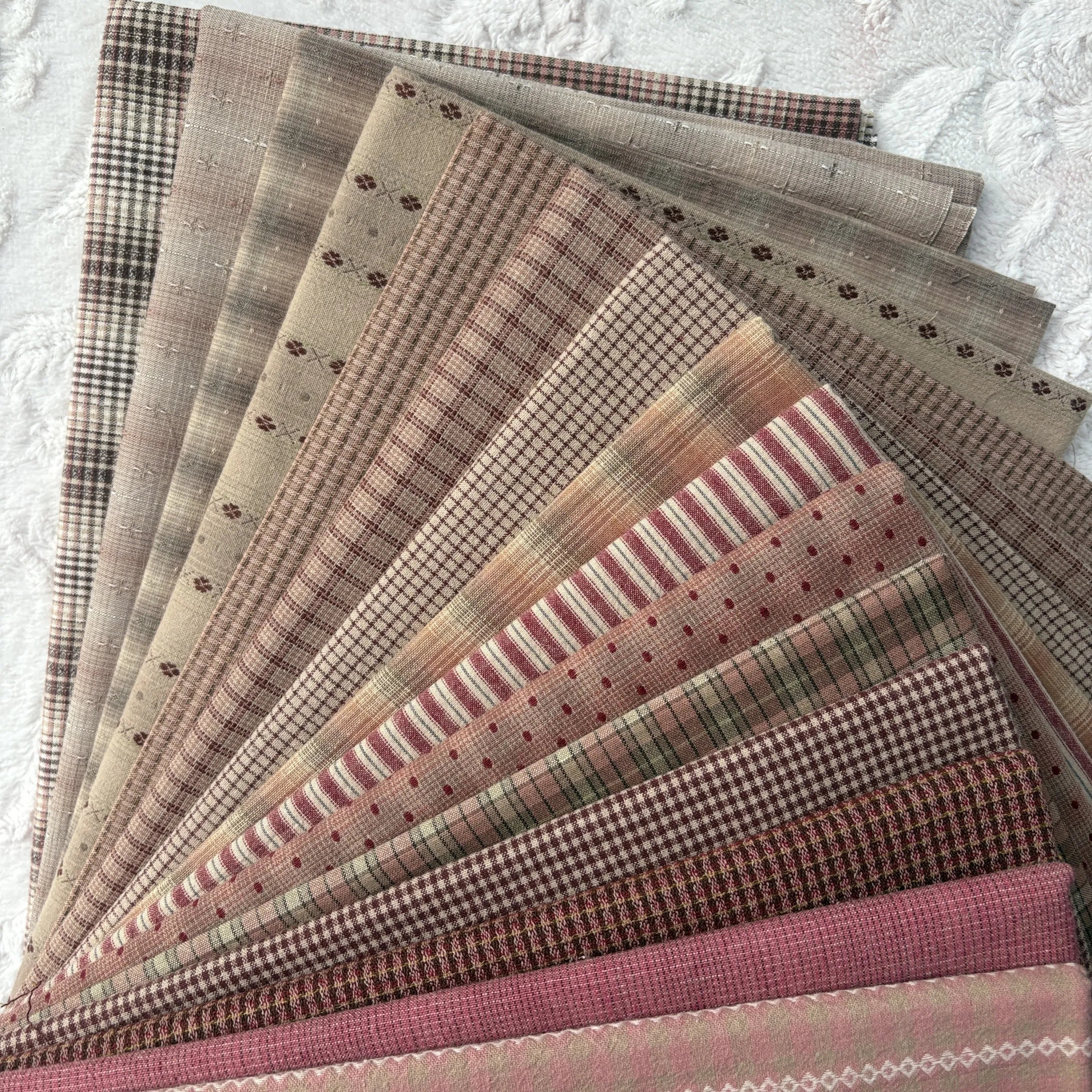 Made Doll Clothes Japanese Patchwork Craft Materials Multicolored Cloth Handmade Patchwork 23x33cm 10piece Brocade Fabric Piece