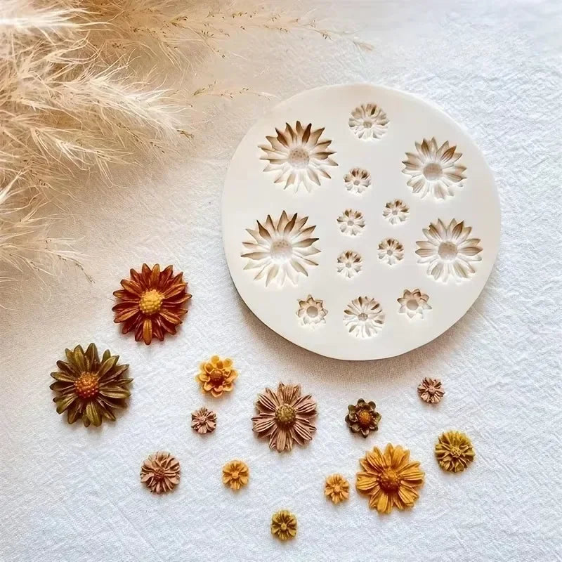 1pc Flower Silicone Candle Mold Daisy Aromatherapy Soap Mold DIY Earring Pendants Making Clay Craft Moulds Handmade Candle Mold