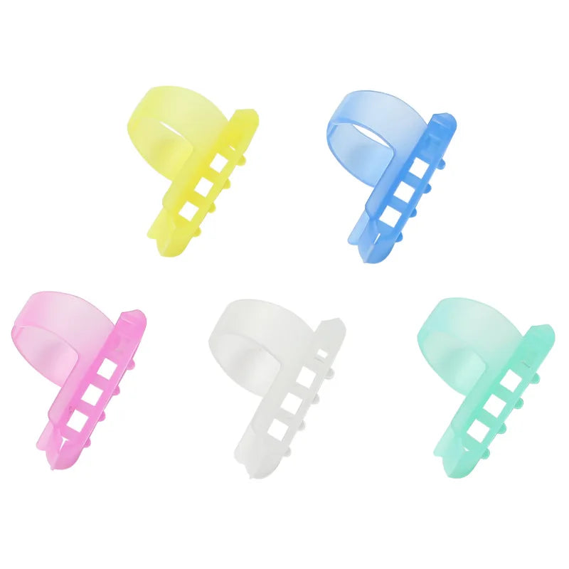 2PCS Yarn Guide Finger Holders Knitting Thimble Loop Crochet Ring Crafts Sewing Accessories Tool DIY Wear Thread Ring Helper