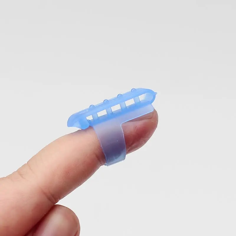 2PCS Yarn Guide Finger Holders Knitting Thimble Loop Crochet Ring Crafts Sewing Accessories Tool DIY Wear Thread Ring Helper