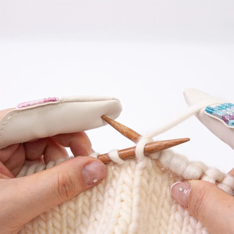 2pcs/Pair Knitting Finger Protector Leather Thimbles Embroidery Crochet Finger Guard Thimble Protector for Craft Needlework