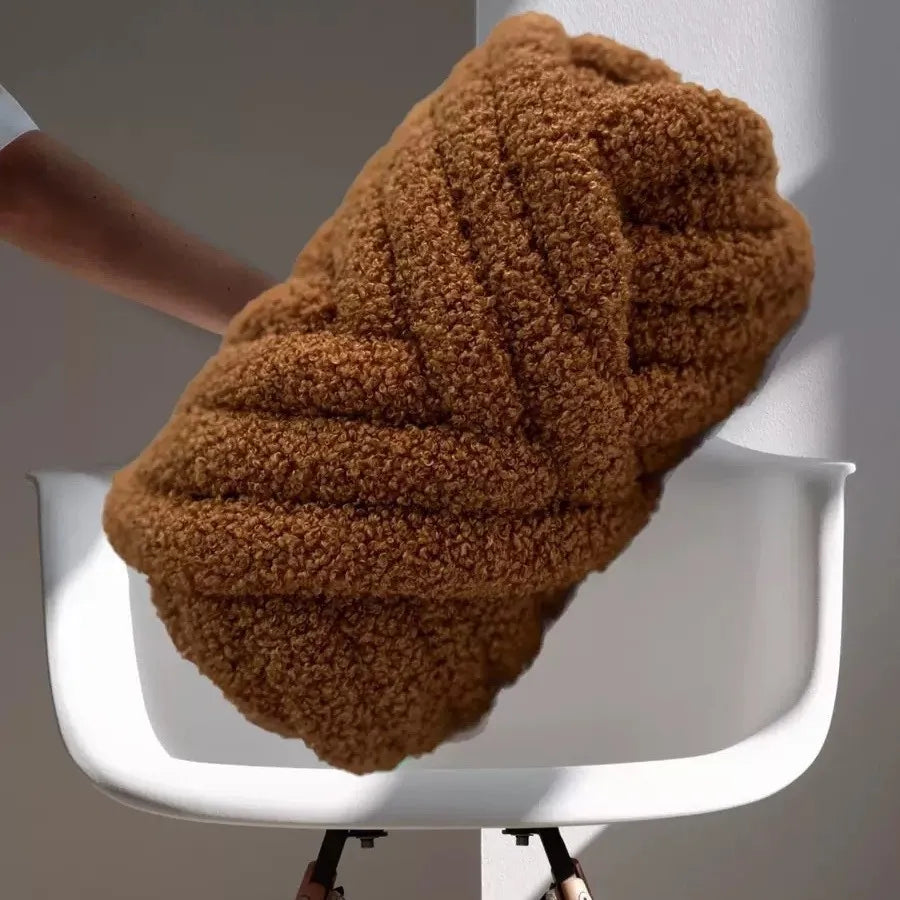 Lamb Wool Thick Wool Hand-woven Thread Teddy Curly Wool Filling Gauze Strip Thick Icelandic Cloth Strip DIY Bag Thread 500g