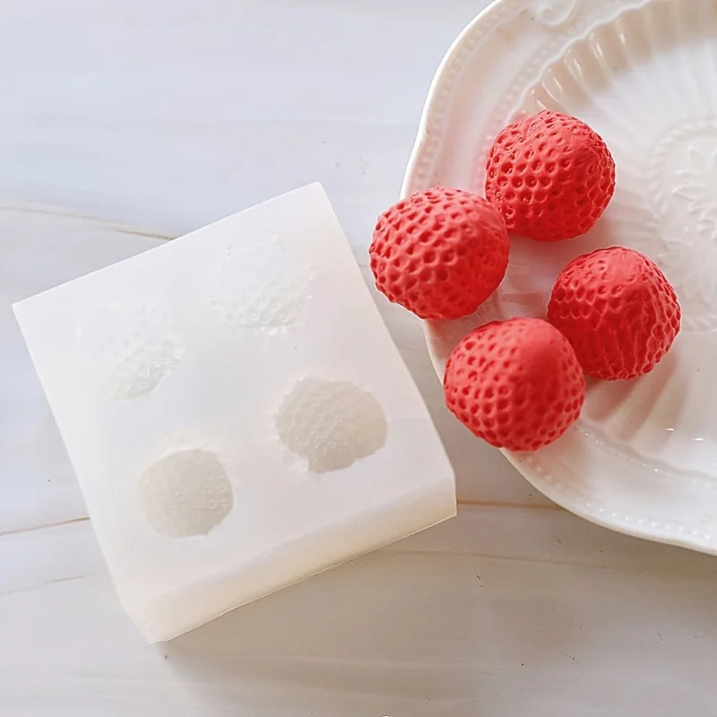 1One Strawberry-Shaped Silicone Mold-3DAromatherapy Candle Wax Mold，DIYBerry Shaped Candle and Soap，Durable、Flexible、Materials T