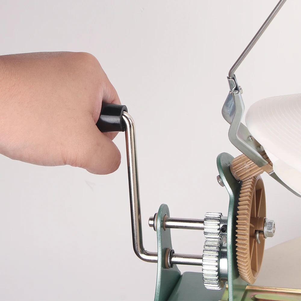 Hand Operated Winding Machine Machine Yarn Ball Winder Hand Operated Easy to Set Up and Use Sturdy with Metal Handle And