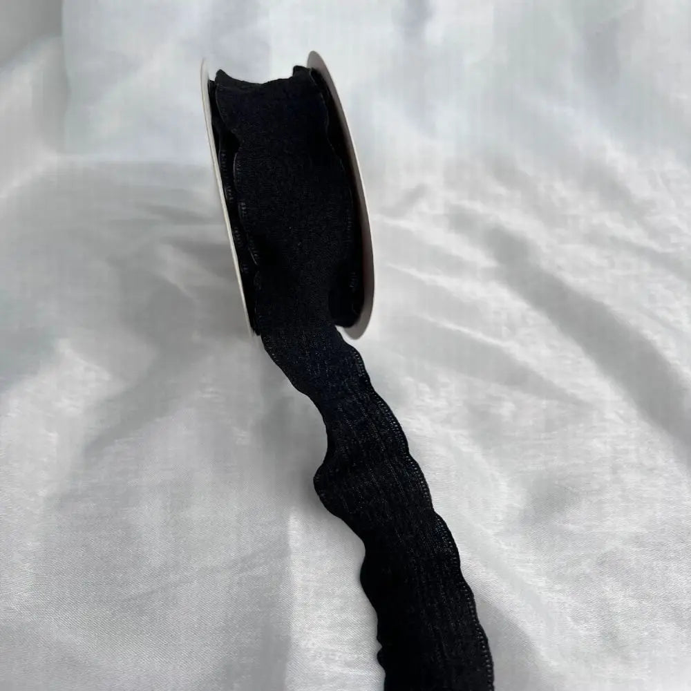 10 Yards Fishtail Yarn Ribbons Wave Edge Pleated Chiffon Ribbon Gifts Packaging Material Wedding Birthday Party Flower DIY Decor