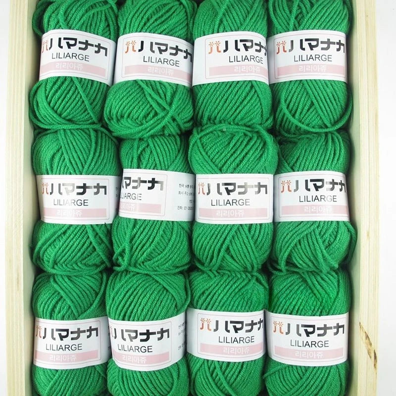 12PCS 300g Milk Yarn Handmade Coarse DIY Weaving Yarn Ball For Sweater Hat Scarve And Other Clothing Soft Crochet Knitting Yarn