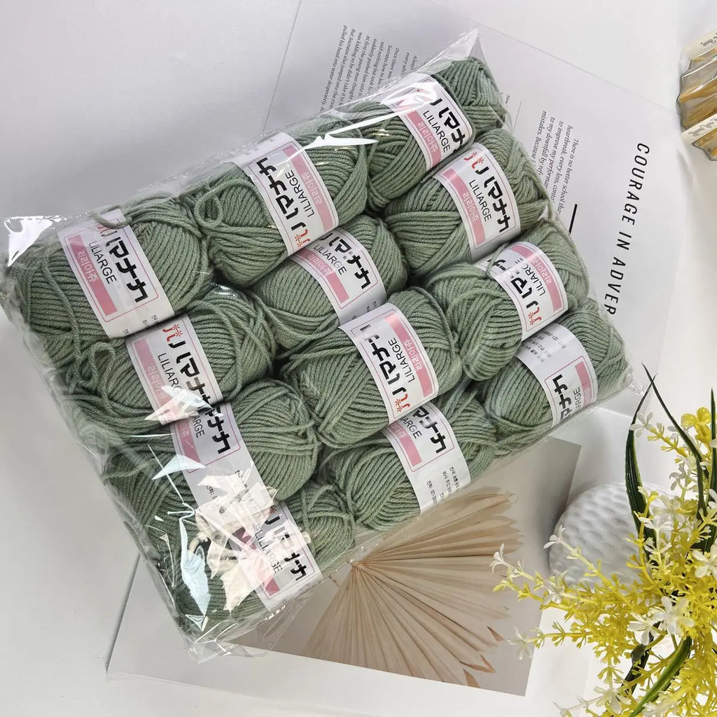 12PCS 300g Milk Yarn Handmade Coarse DIY Weaving Yarn Ball For Sweater Hat Scarve And Other Clothing Soft Crochet Knitting Yarn