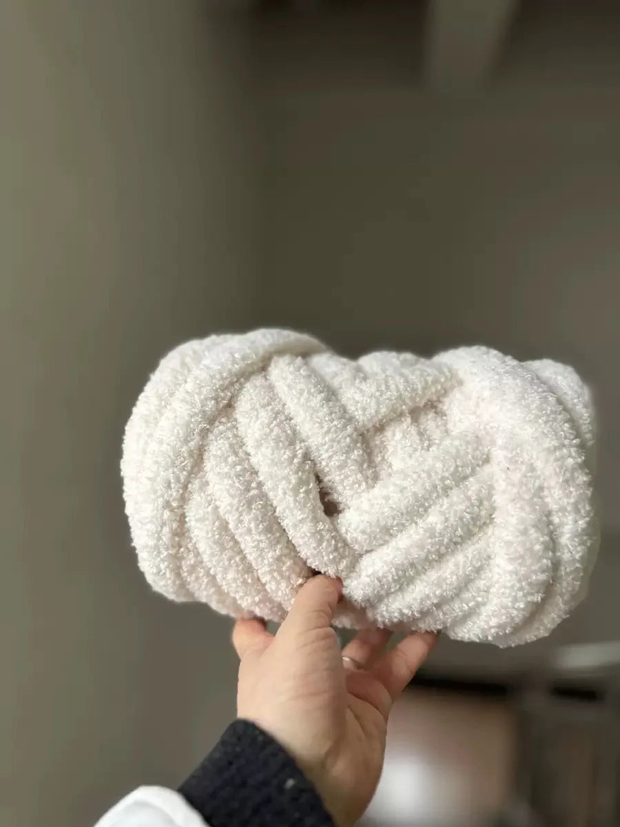 Lamb Wool Thick Wool Hand-woven Thread Teddy Curly Wool Filling Gauze Strip Thick Icelandic Cloth Strip DIY Bag Thread 500g